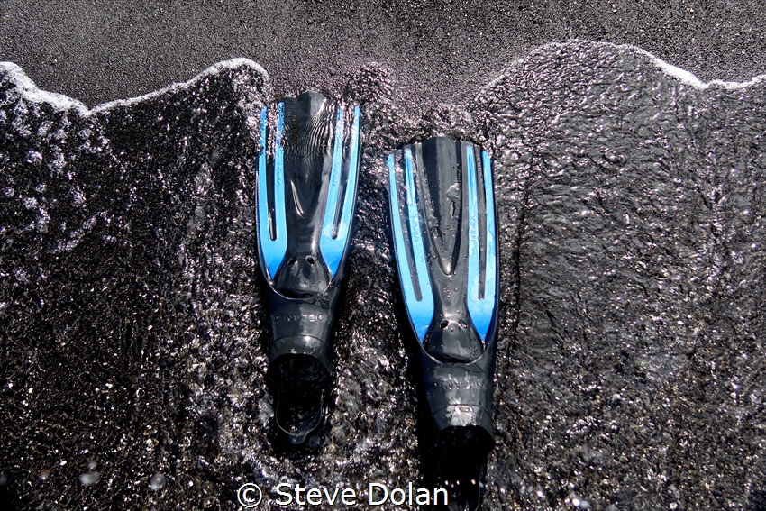 “Perfect palette”. Prior to dive on a black sand beach on... by Steve Dolan 