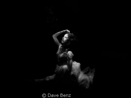 Amazing underwatershooting with ballerina and model Sabri... by Dave Benz 