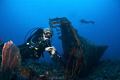 Divers at the Der Yang. Nikon D 300 with 1 x Nikonos SB 105 and 1 x Ikelite 160 strobe and a Nikon 10,5 mm Fisheye lense.